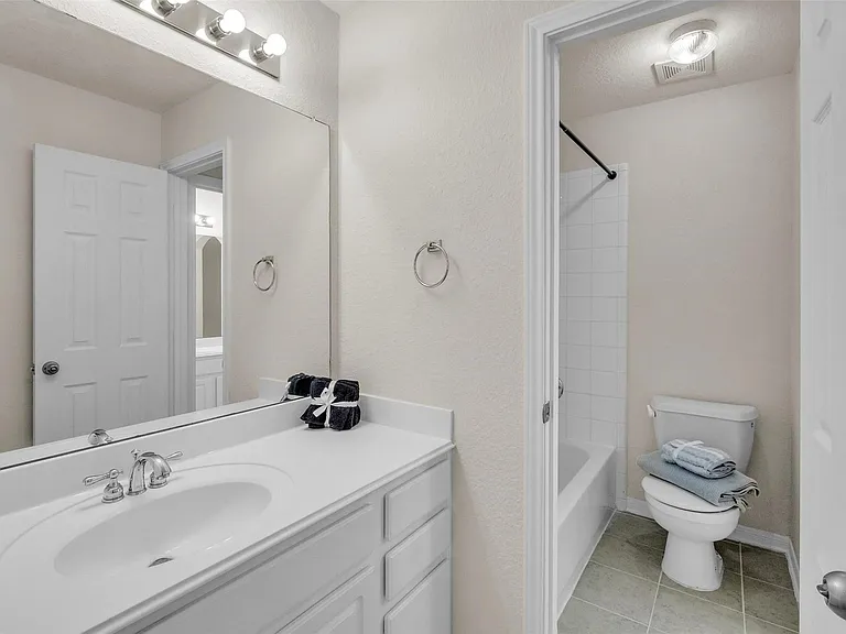 5303 Riverstone Crossing Dr — Photo 31