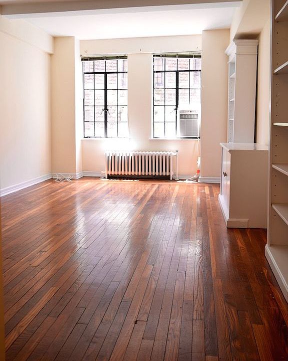 2nd image of 312 E 42nd St #817