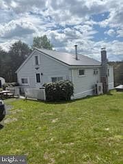 3rd image of 342 Big Maple Ln