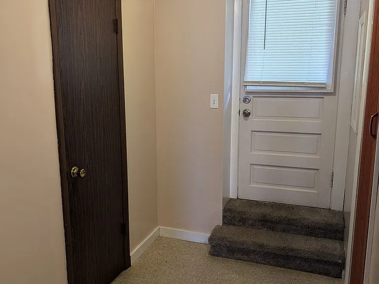 9 Iron St — Photo 5