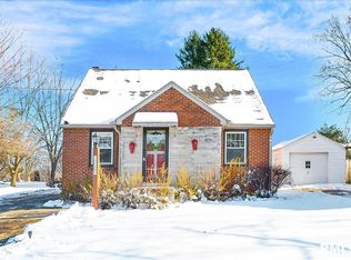 1008 Pekin Ave, Creve Coeur, IL 61610