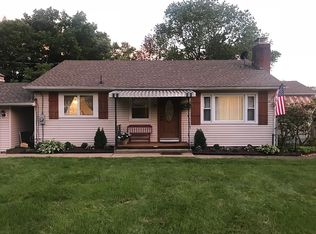 3 Plane Hill Rd, Washington, NJ 07882