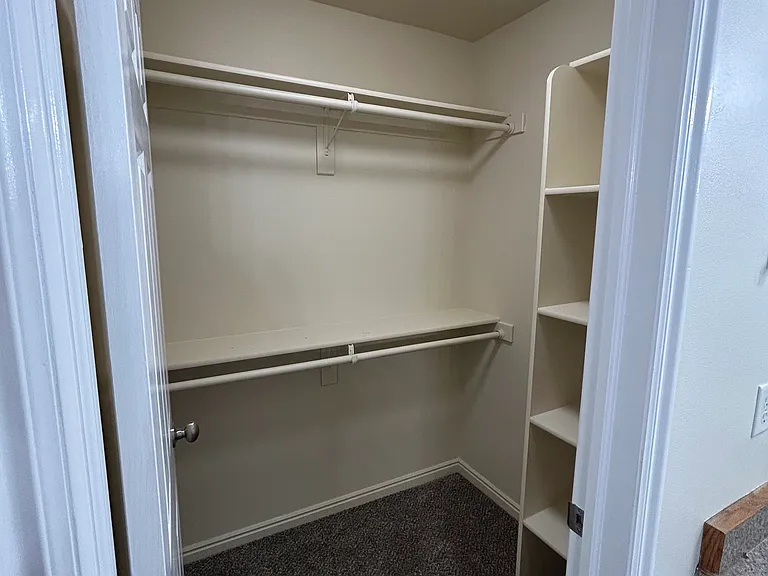 1148 Northfield Rd #1 — Photo 22