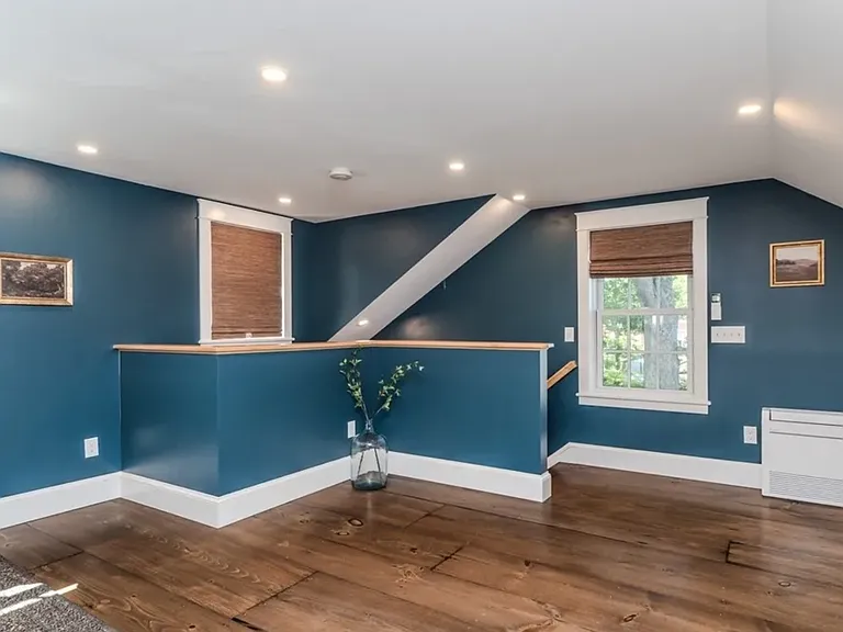 14 Sugarloaf St — Photo 31