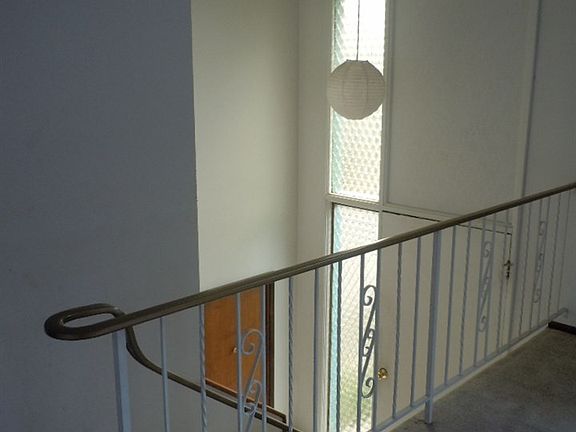 2nd image of 7216 N Lidgerwood Ct