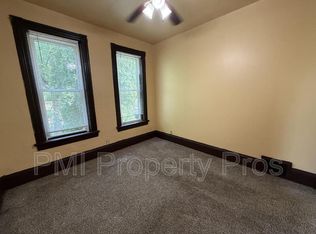 2439 N Dr William Finlayson St, Milwaukee, WI 53212