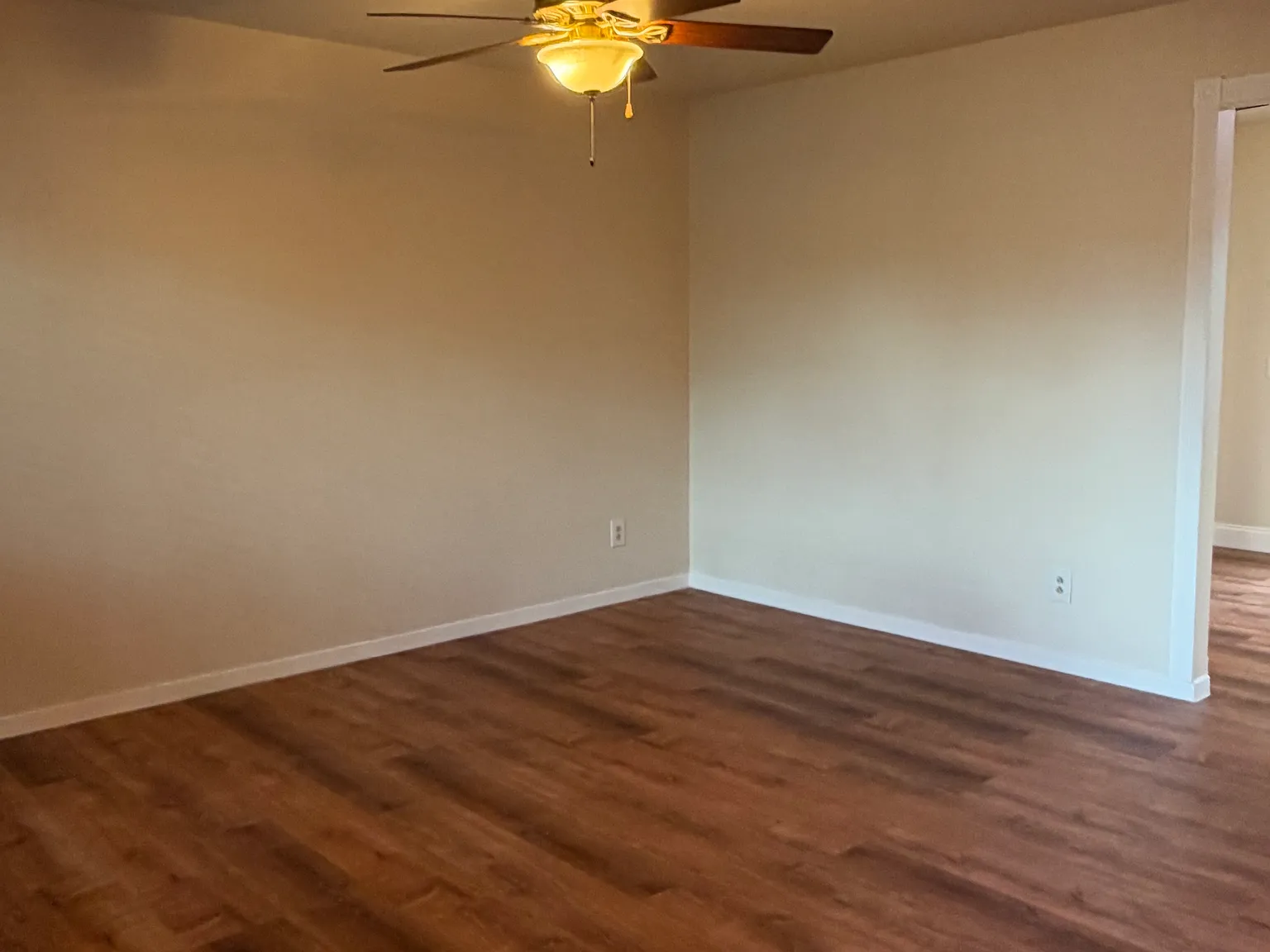 3 bed, 1728 sqft, $1,850 — Photo 4