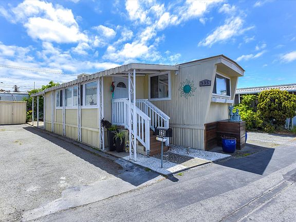3rd image of 3015 E Bayshore Rd Spc 335