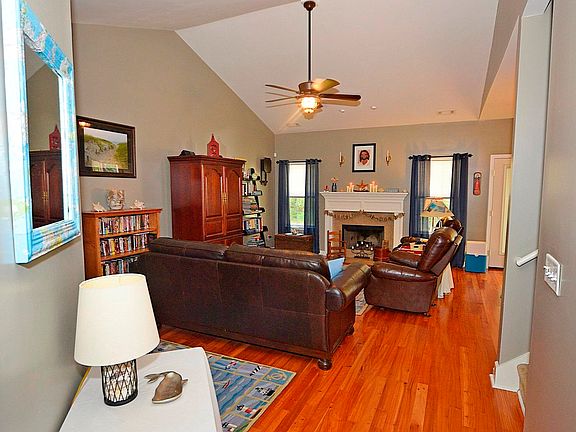 5 Katelyns Way_DSC1836_DSC1836