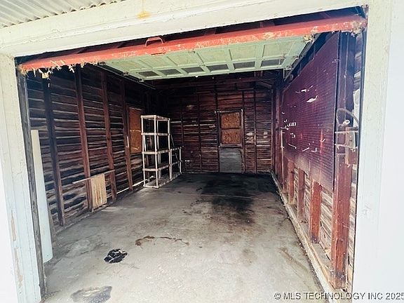 4th image of 1409 S Osage Ave