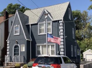 5 Melrose Ter, Elizabeth, NJ 07208