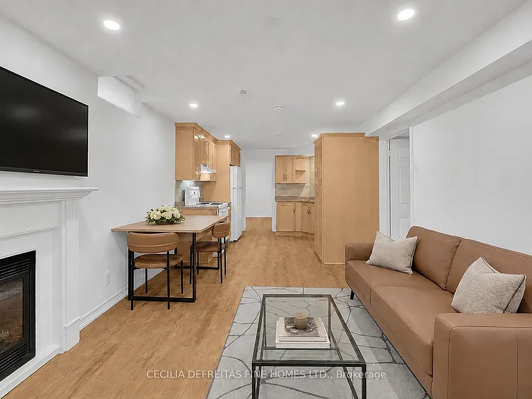 40 Venetian Cres #BASEMENT — Photo 5