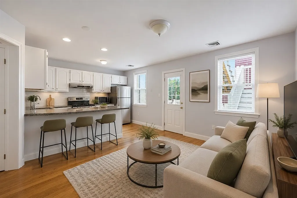 1 bed, 766 sqft, $2,500 — Photo 2