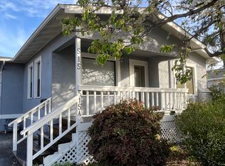515 Oak Ave, Redwood City, CA 94061