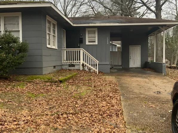 1249 Marydale Dr, Jackson, MS 39212