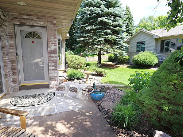 829 Autumn Way, Stillwater, MN 55082