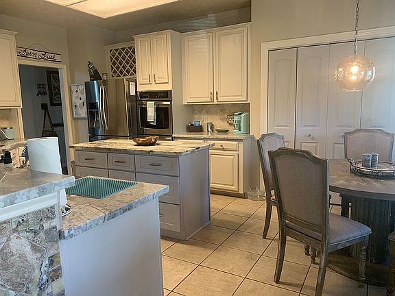4th image of 1205 Buttonwood Dr