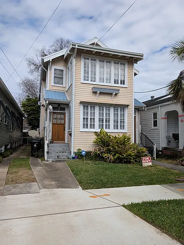2026 Fern St Photo 1