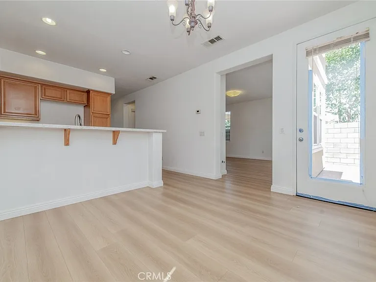 6937 Resina St — Photo 9