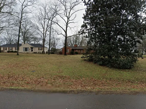 6221 Bresslyn Rd, Nashville, TN 37205