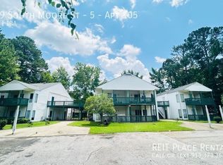 549 Moore St #5-105, Clayton, NC 27520