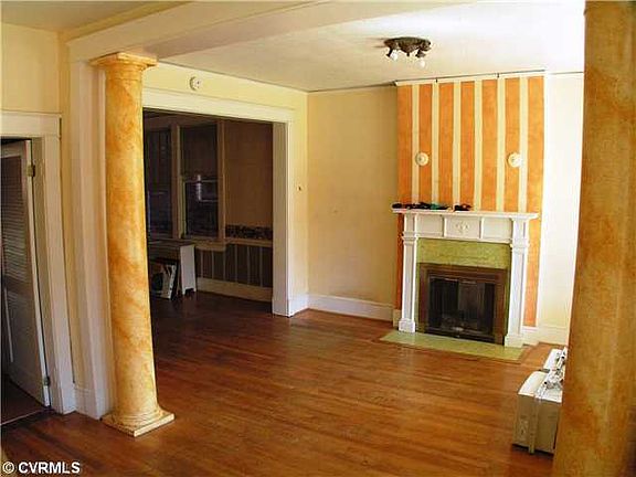 3rd image of 3216 W Grace St