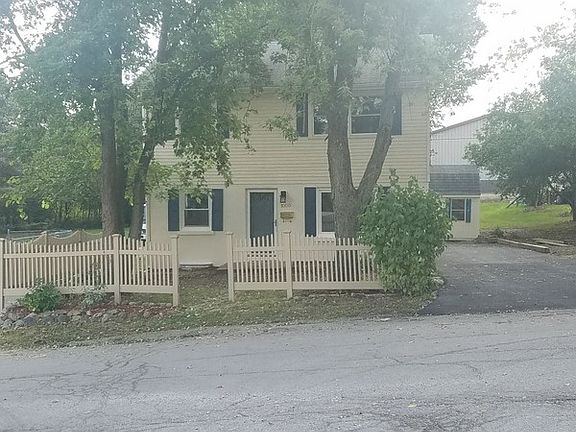 5th image of 1000 Deep Haven Dr