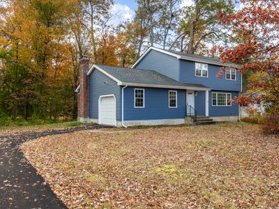 42 Middle Road, Ellington, CT, 06029
