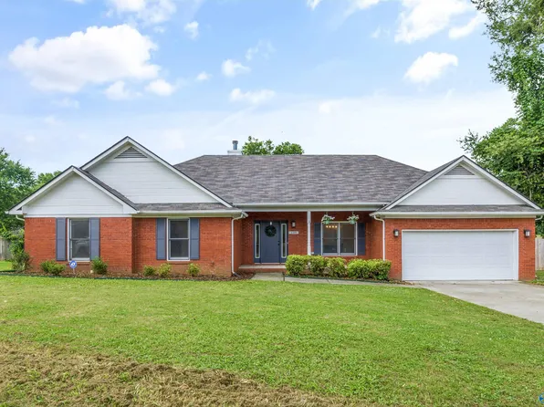 138 Spring Farm Rd, Huntsville, AL 35811