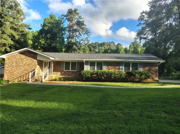 4080 Somerled Trl, Atlanta, GA 30349