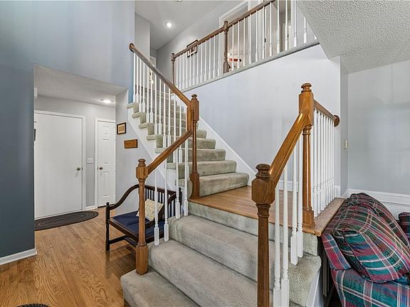 5th image of 11429 S Northwood Cir