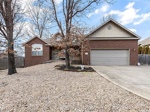 2nd image of 32 Sullivan Dr