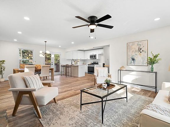 3rd image of 1100 Spring Pl