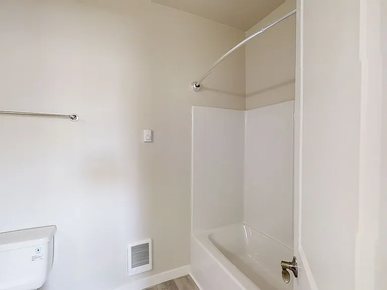 7427 S D St — Photo 14
