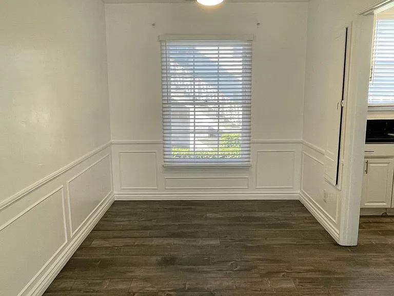 Dixon Delano Apartments — Photo 7