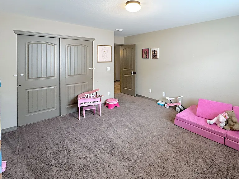 14816 Hunters Grove Ave — Photo 24