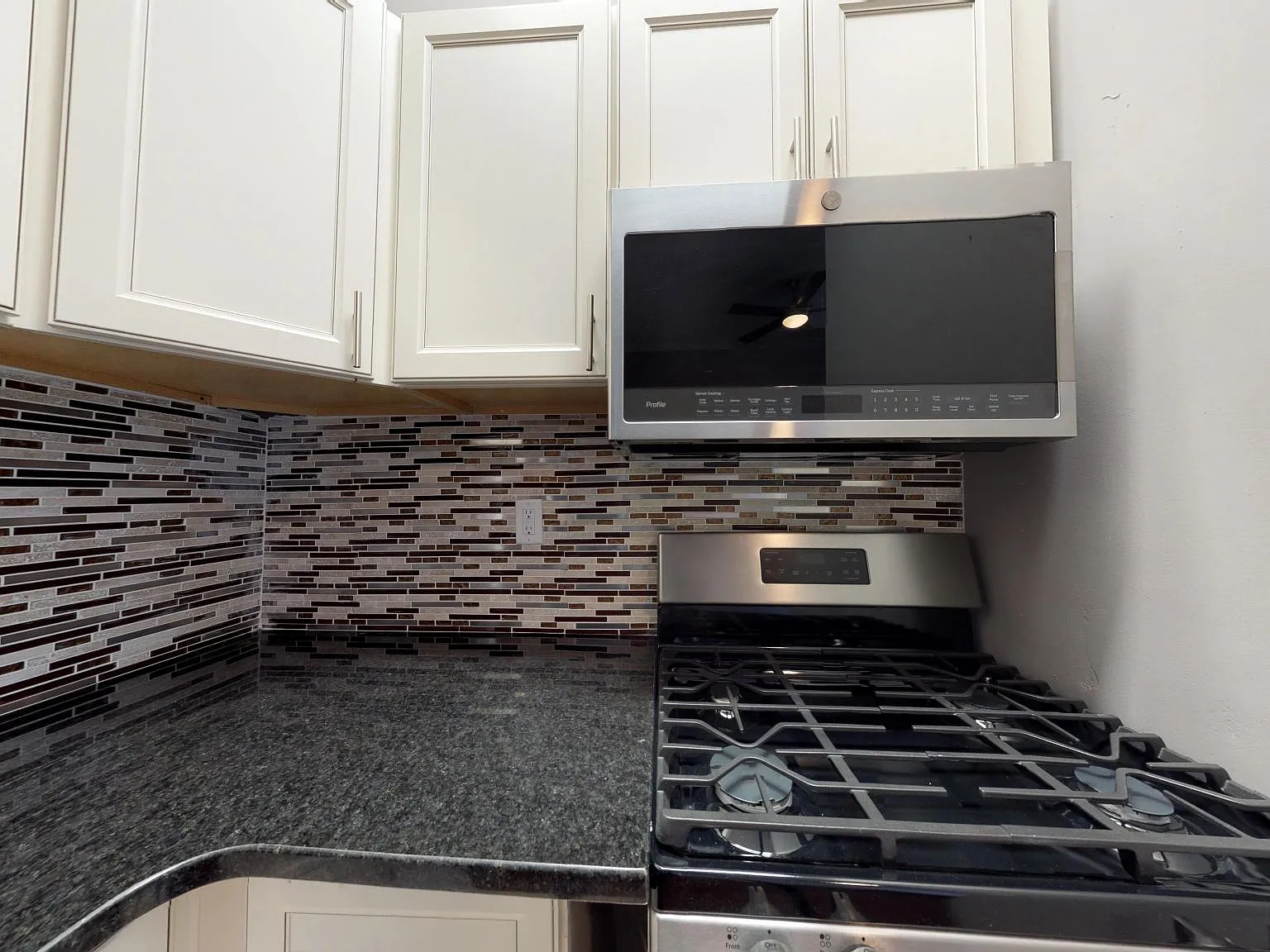 Studio, $1,175 — Photo 4