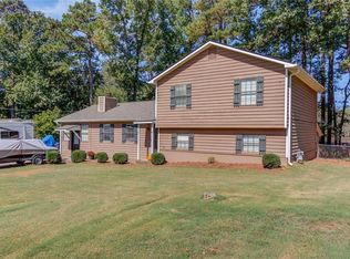 2141 Tropicana Dr, Suwanee, GA 30024