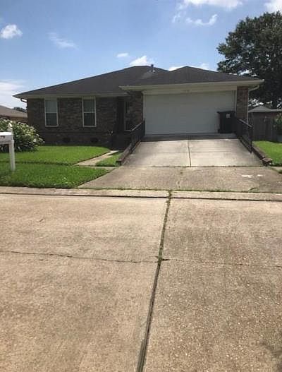 1st image of 3328 Grandwood Blvd
