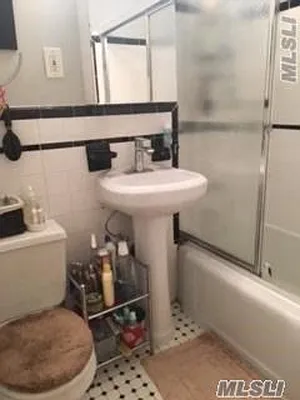 Sold by Ines Guerra Realty, Inc. | media 17