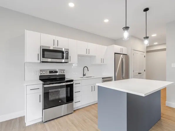 1475 Saint Marys Street Fredericton, 1475 Saint Marys St, Fredericton, NB E3G 8S7