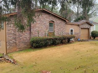 747 Dixon Rd, Jonesboro, GA 30238