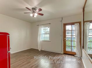 130 W Channel Rd APT 8, Santa Monica, CA 90402