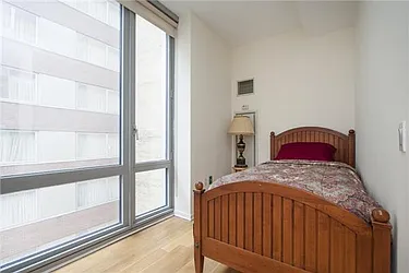Rented by Space Marketing Shop