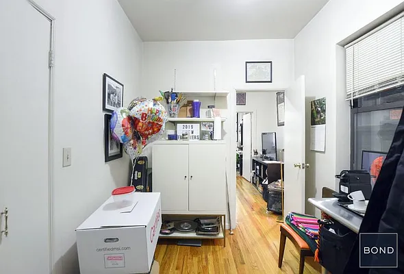 Rented by Bond New York | media 5