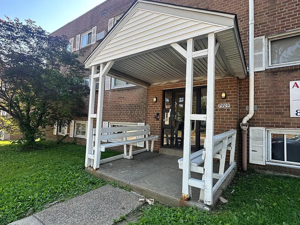 7909 Dungan Rd #4B