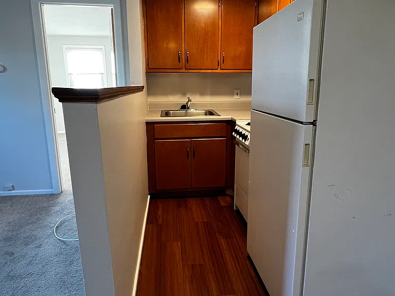 11 Perry Dr #7 — Photo 5