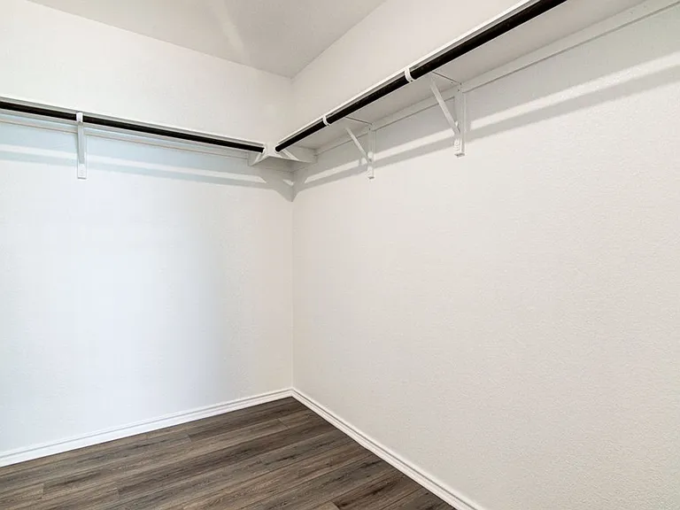 361 Madrid St — Photo 20