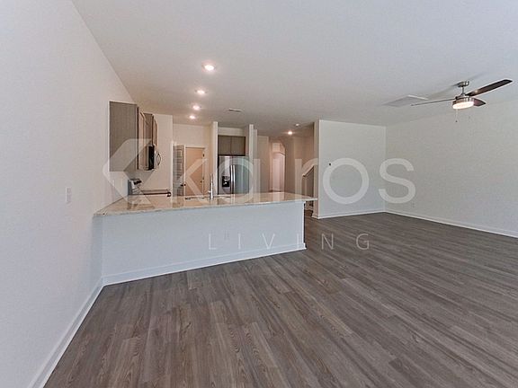 3rd image of 6130 Taramore Ln