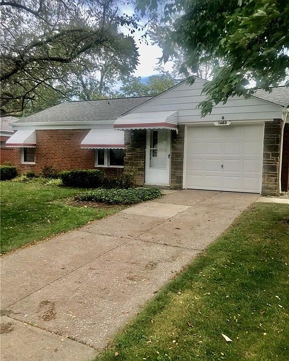 1st image of 1683 Longwood Dr
